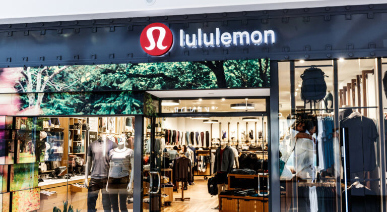 LululemonStore