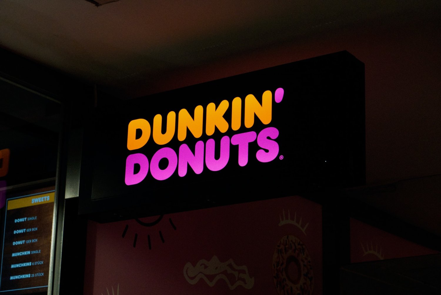 Dunkin Donuts Sign