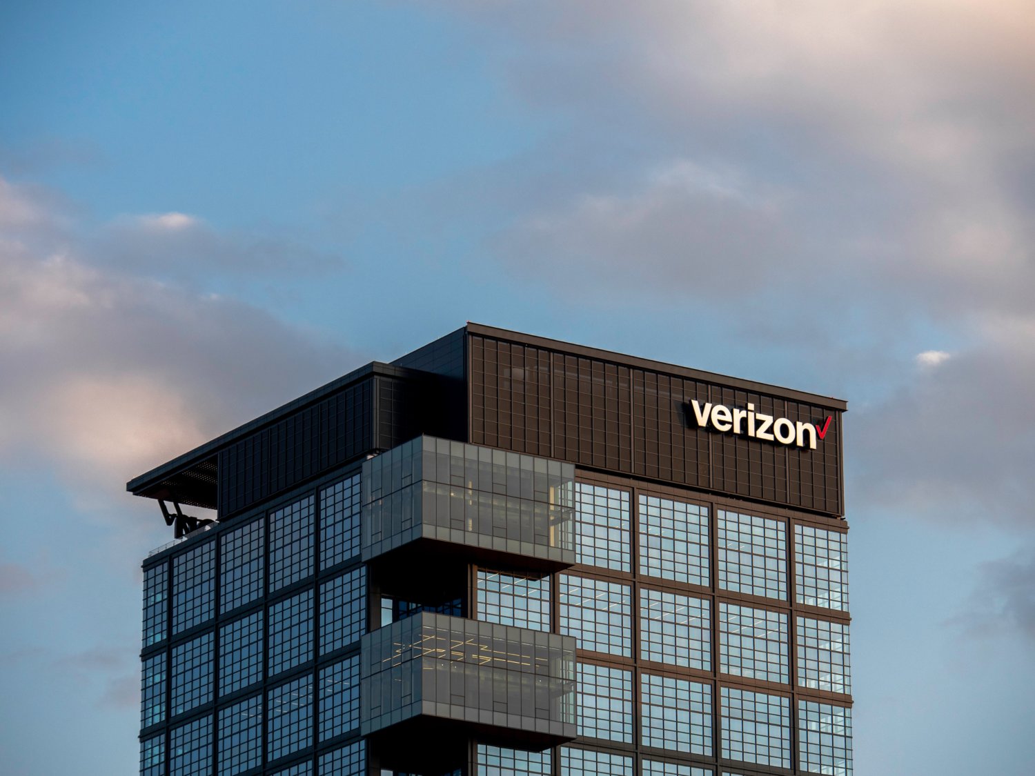 Verizon office tower