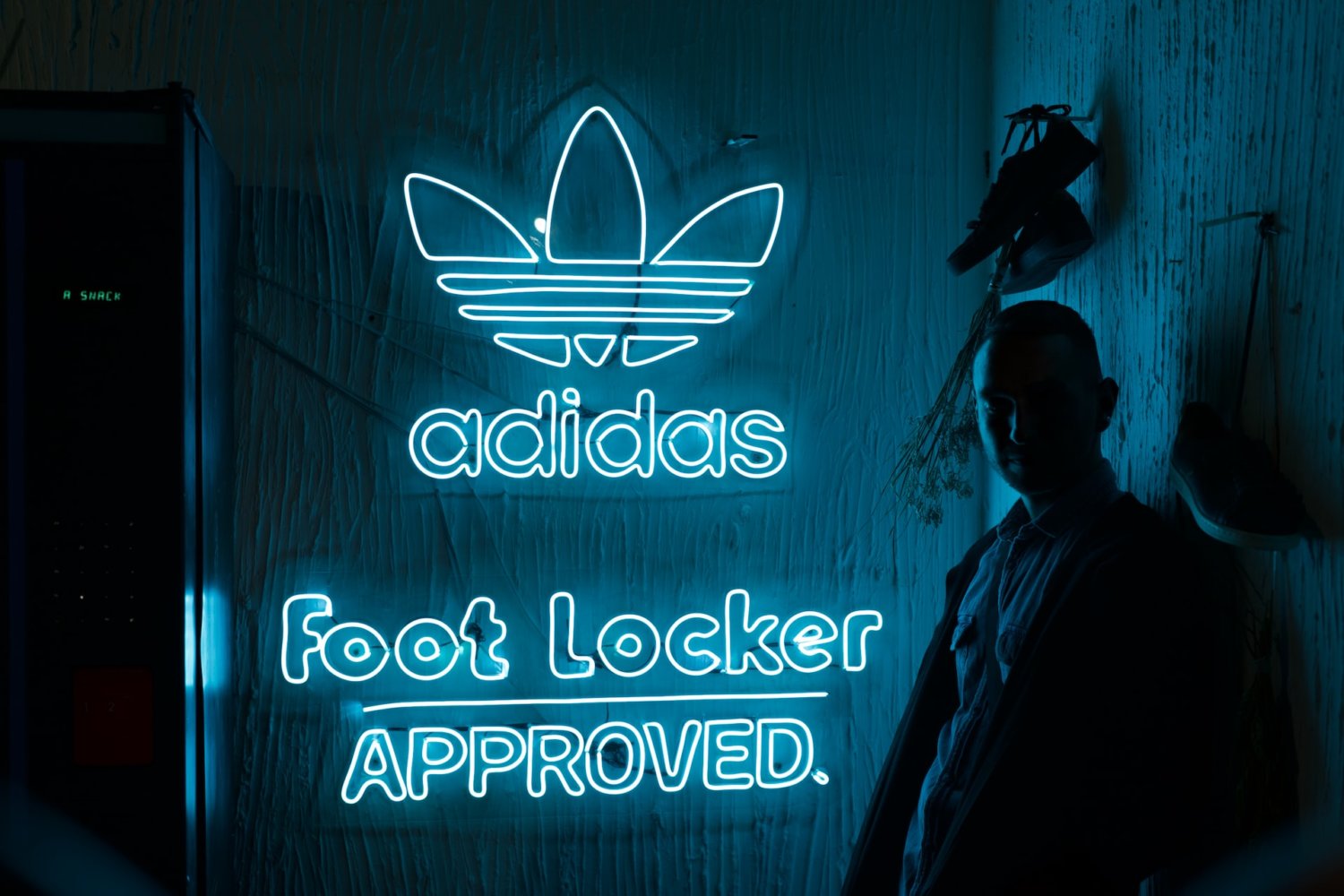 Foot locker Adidas sign