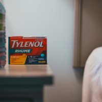 tylenol cold package